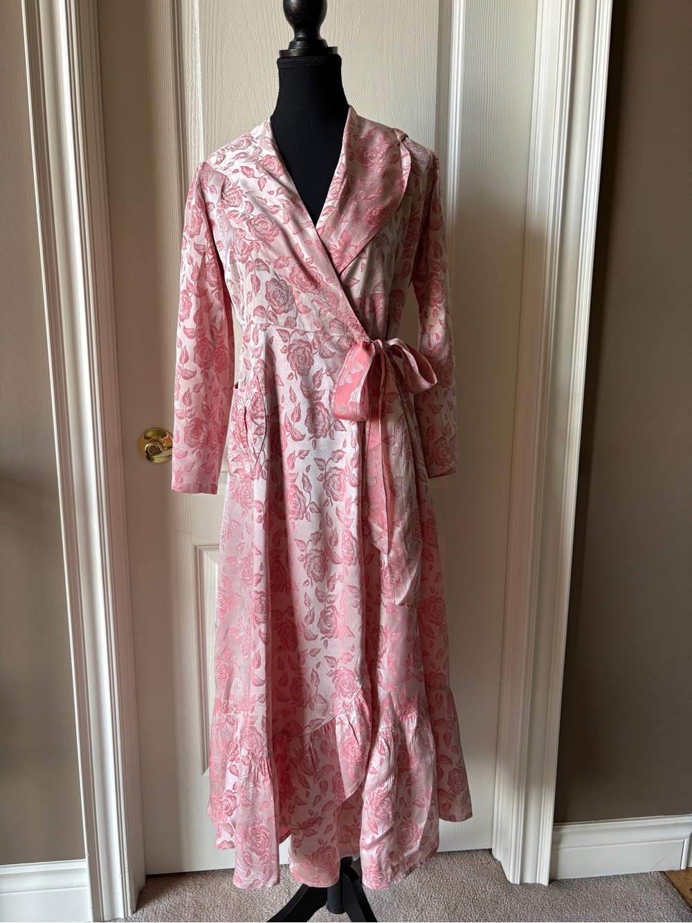 1970s Homemade Pink Floral Wrap Robe with Tie Waist